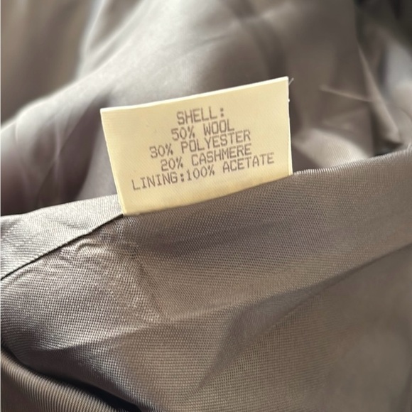 Classic Ferncroft long coat - Picture 9 of 9